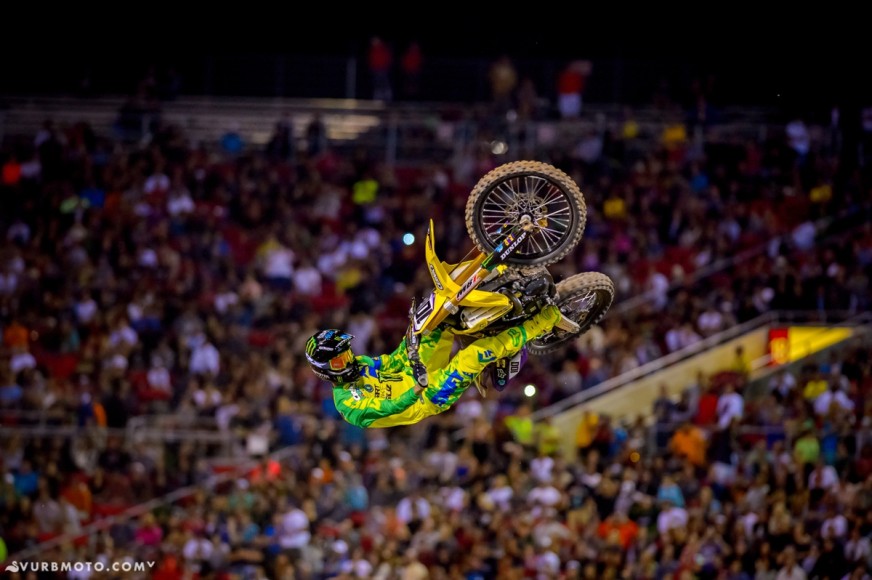 the-bangers-dirtshark-biggest-whip-contest-19_gallery_full