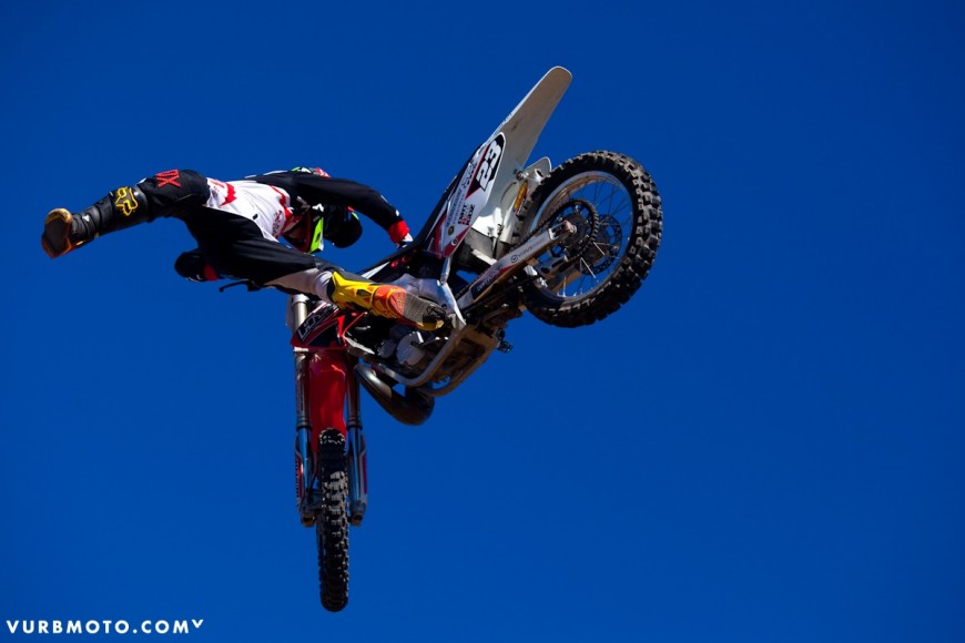 backyard-whips-ft-tom-parsons-30_gallery_full