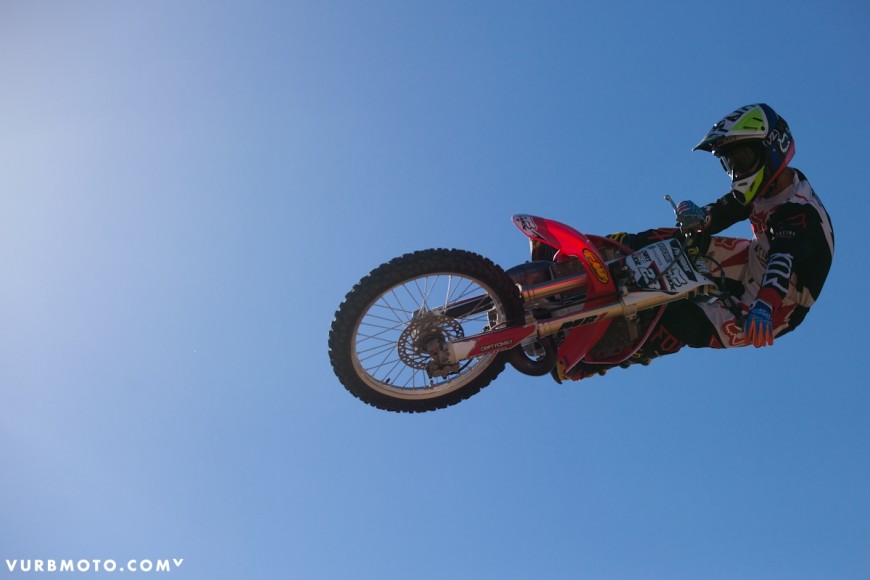 backyard-whips-ft-tom-parsons-8_gallery_full
