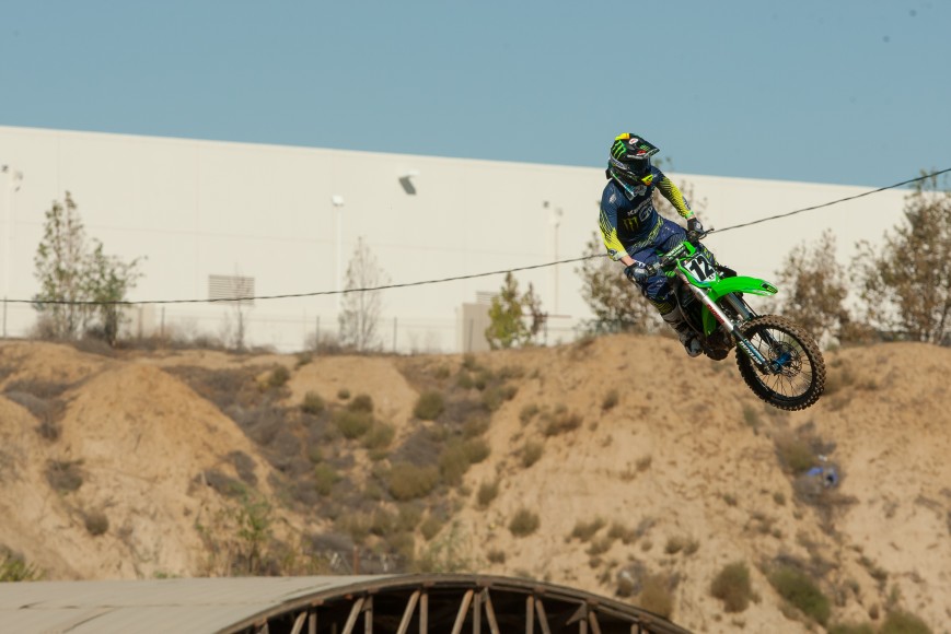 milestone_sx_twmx_425