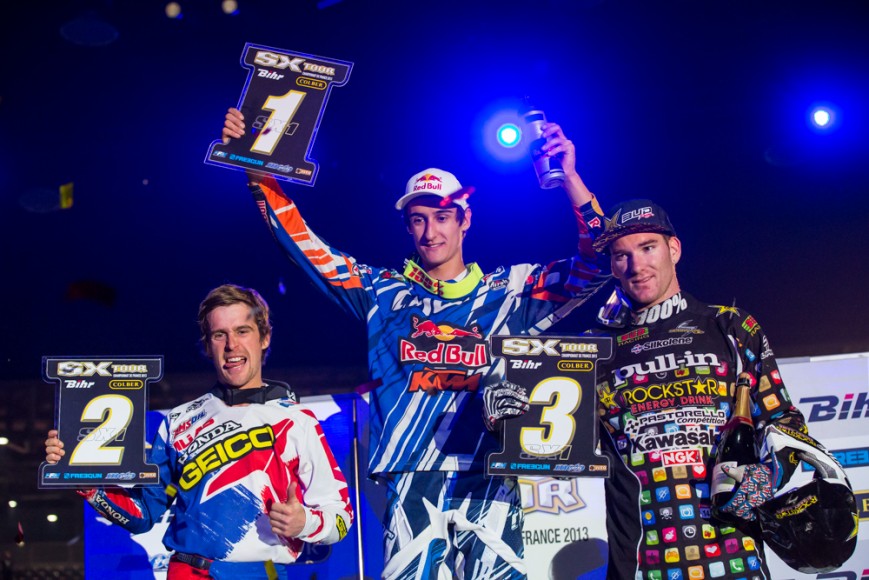 SX1Podium-2